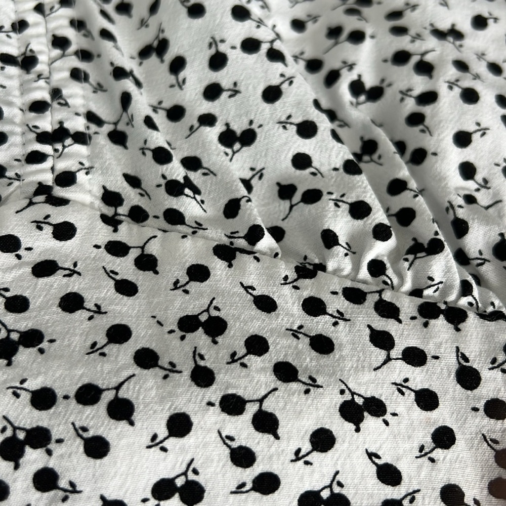 LOFT floral flutter V neck pocket dress- size 10 - Picture 8 of 8